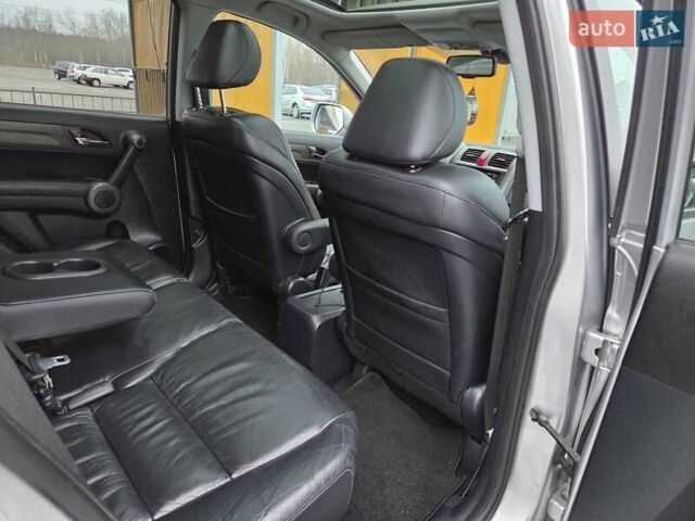 Сірий Хонда СРВ, об'ємом двигуна 2.2 л та пробігом 240 тис. км за 13700 $, фото 39 на Automoto.ua