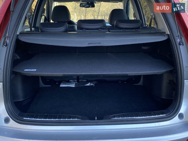 Серый Хонда СРВ, объемом двигателя 2.2 л и пробегом 238 тыс. км за 12999 $, фото 17 на Automoto.ua