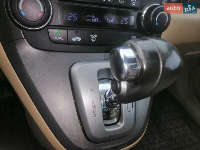 Сірий Хонда СРВ, об'ємом двигуна 2.2 л та пробігом 233 тис. км за 12750 $, фото 37 на Automoto.ua