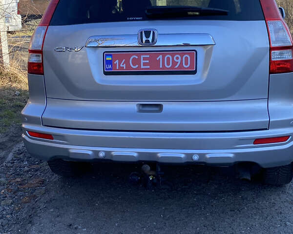 Серый Хонда СРВ, объемом двигателя 2.2 л и пробегом 238 тыс. км за 12999 $, фото 8 на Automoto.ua