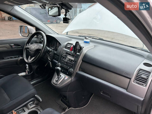 Серый Хонда СРВ, объемом двигателя 2 л и пробегом 300 тыс. км за 14500 $, фото 39 на Automoto.ua