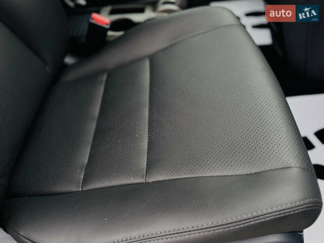 Серый Хонда СРВ, объемом двигателя 2.2 л и пробегом 165 тыс. км за 14950 $, фото 73 на Automoto.ua