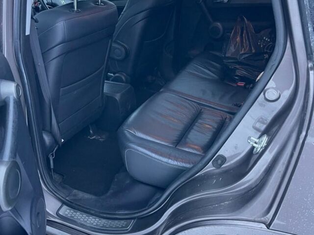 Серый Хонда СРВ, объемом двигателя 2.2 л и пробегом 260 тыс. км за 4764 $, фото 3 на Automoto.ua