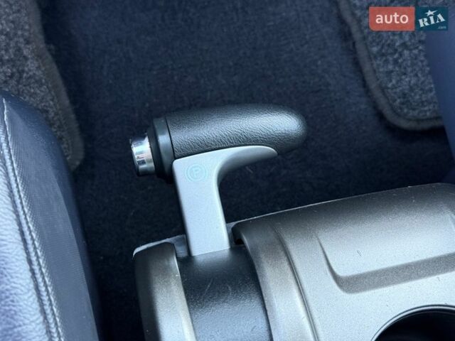 Сірий Хонда СРВ, об'ємом двигуна 2.2 л та пробігом 188 тис. км за 13999 $, фото 59 на Automoto.ua