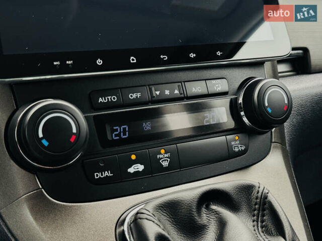 Серый Хонда СРВ, объемом двигателя 2.2 л и пробегом 165 тыс. км за 14950 $, фото 64 на Automoto.ua