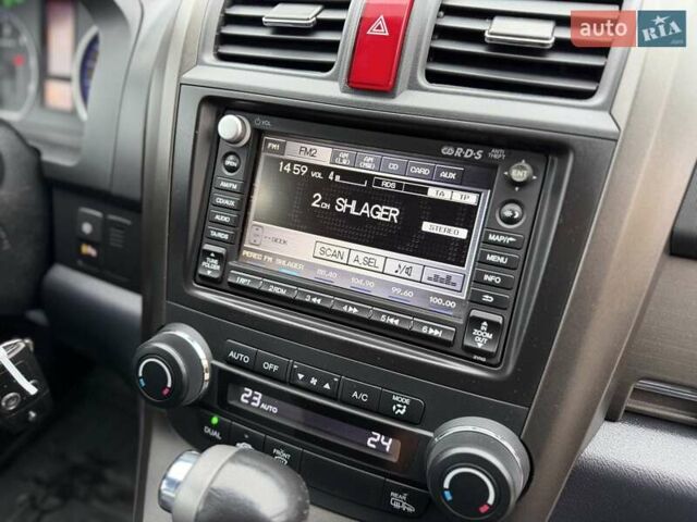 Серый Хонда СРВ, объемом двигателя 2.2 л и пробегом 260 тыс. км за 14200 $, фото 28 на Automoto.ua