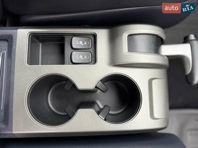 Серый Хонда СРВ, объемом двигателя 2.2 л и пробегом 260 тыс. км за 14200 $, фото 30 на Automoto.ua