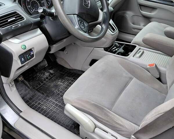 Сірий Хонда СРВ, об'ємом двигуна 2.35 л та пробігом 215 тис. км за 13700 $, фото 7 на Automoto.ua