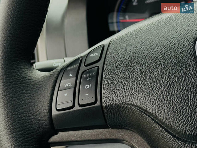 Серый Хонда СРВ, объемом двигателя 2.2 л и пробегом 165 тыс. км за 14950 $, фото 47 на Automoto.ua