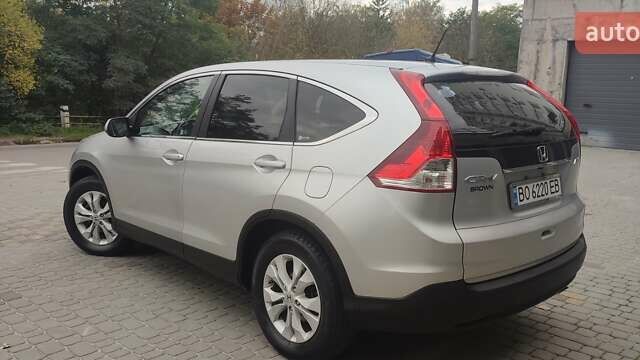 Хонда СРВ 2012 у Тернополі на Automoto.ua Сірий Хонда СРВ, об'ємом двигуна 2.36 л та пробігом 242 тис. км за 12899 $, фото 3 на Automoto.ua