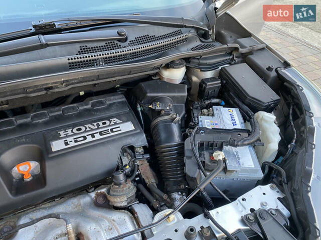 Серый Хонда СРВ, объемом двигателя 2.2 л и пробегом 216 тыс. км за 18000 $, фото 21 на Automoto.ua