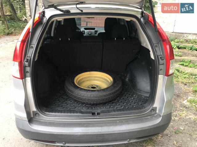 Серый Хонда СРВ, объемом двигателя 0 л и пробегом 217 тыс. км за 16655 $, фото 7 на Automoto.ua