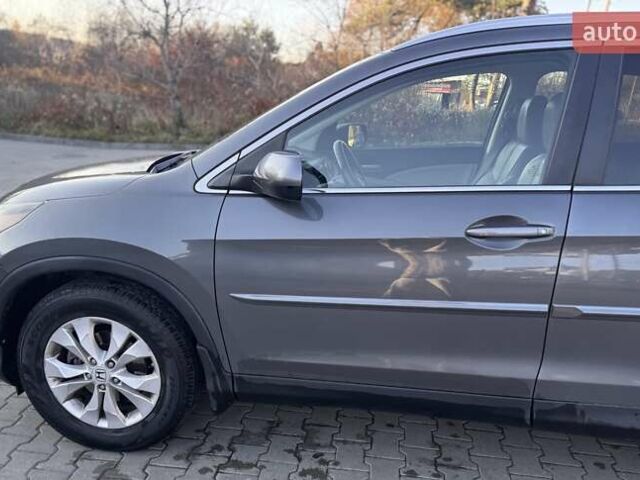 Серый Хонда СРВ, объемом двигателя 2.35 л и пробегом 253 тыс. км за 14000 $, фото 4 на Automoto.ua