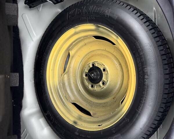 Серый Хонда СРВ, объемом двигателя 2.2 л и пробегом 260 тыс. км за 14200 $, фото 23 на Automoto.ua