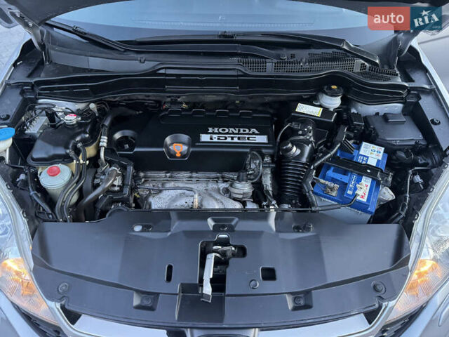 Серый Хонда СРВ, объемом двигателя 2.2 л и пробегом 260 тыс. км за 15200 $, фото 26 на Automoto.ua