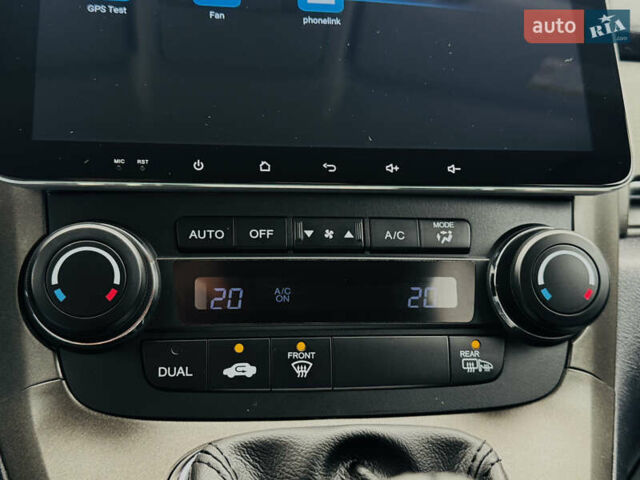 Серый Хонда СРВ, объемом двигателя 2.2 л и пробегом 165 тыс. км за 14950 $, фото 63 на Automoto.ua