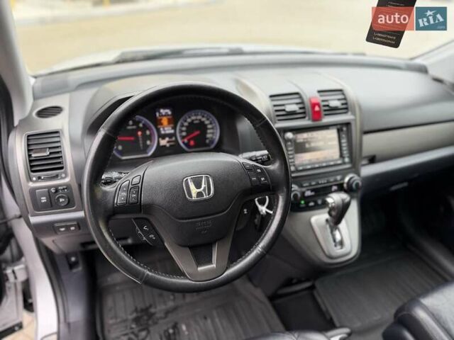 Серый Хонда СРВ, объемом двигателя 2.2 л и пробегом 260 тыс. км за 14200 $, фото 18 на Automoto.ua