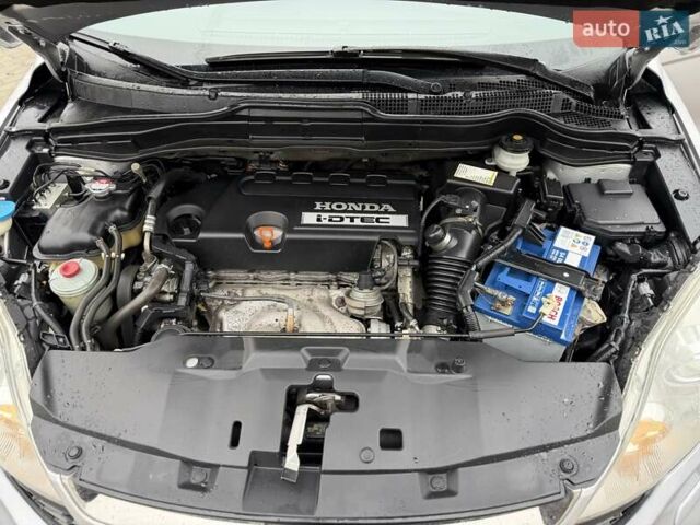 Серый Хонда СРВ, объемом двигателя 2.2 л и пробегом 260 тыс. км за 14200 $, фото 32 на Automoto.ua