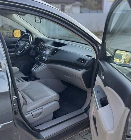 Серый Хонда СРВ, объемом двигателя 2.35 л и пробегом 253 тыс. км за 14000 $, фото 16 на Automoto.ua