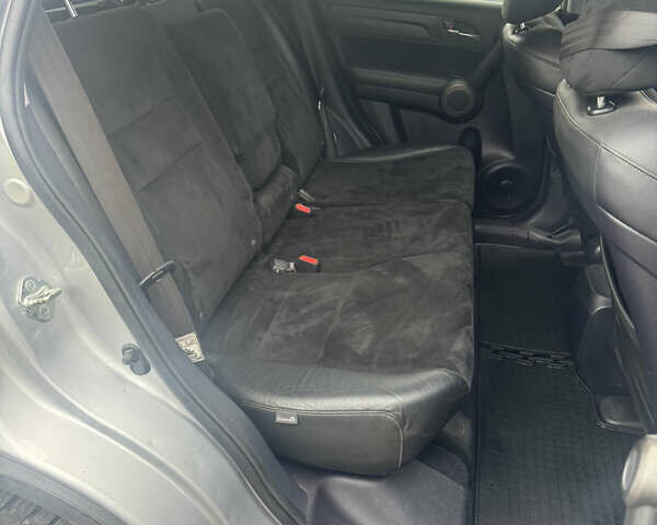 Сірий Хонда СРВ, об'ємом двигуна 2.2 л та пробігом 92 тис. км за 14950 $, фото 29 на Automoto.ua