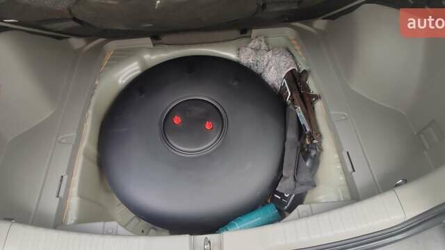 Хонда СРВ 2012 у Тернополі на Automoto.ua Сірий Хонда СРВ, об'ємом двигуна 2.36 л та пробігом 242 тис. км за 12899 $, фото 15 на Automoto.ua