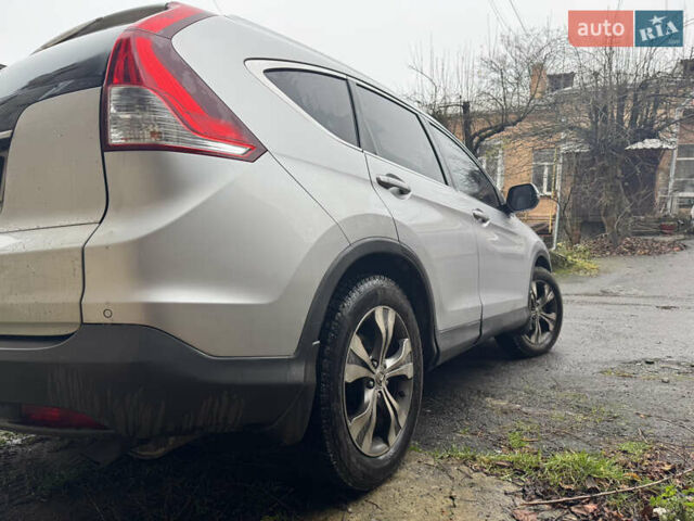 Серый Хонда СРВ, объемом двигателя 2 л и пробегом 190 тыс. км за 15700 $, фото 7 на Automoto.ua