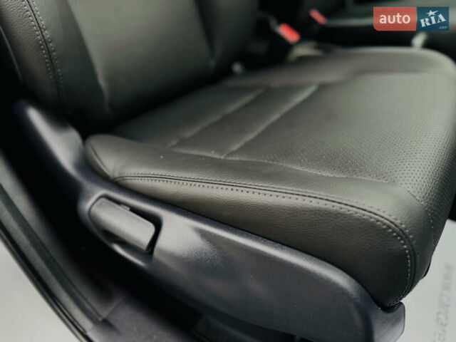 Серый Хонда СРВ, объемом двигателя 2.2 л и пробегом 165 тыс. км за 14950 $, фото 74 на Automoto.ua