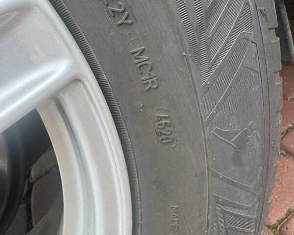 Сірий Хонда СРВ, об'ємом двигуна 2.2 л та пробігом 92 тис. км за 14950 $, фото 12 на Automoto.ua