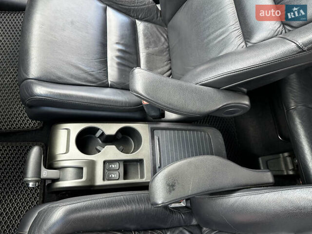 Сірий Хонда СРВ, об'ємом двигуна 2.4 л та пробігом 250 тис. км за 15500 $, фото 5 на Automoto.ua