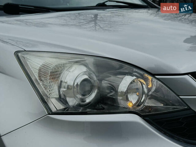 Серый Хонда СРВ, объемом двигателя 2.2 л и пробегом 165 тыс. км за 14950 $, фото 11 на Automoto.ua