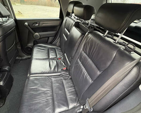 Серый Хонда СРВ, объемом двигателя 2.2 л и пробегом 231 тыс. км за 15300 $, фото 4 на Automoto.ua