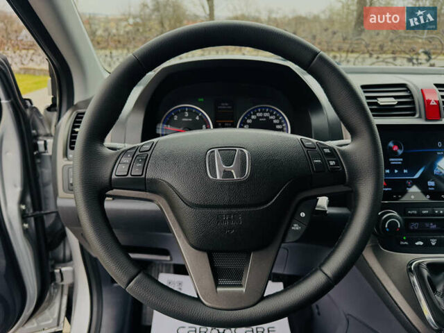 Серый Хонда СРВ, объемом двигателя 2.2 л и пробегом 165 тыс. км за 14950 $, фото 45 на Automoto.ua