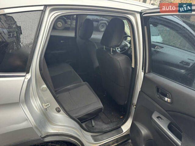 Серый Хонда СРВ, объемом двигателя 2 л и пробегом 190 тыс. км за 15700 $, фото 11 на Automoto.ua