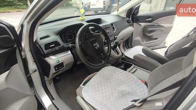 Хонда СРВ 2012 у Тернополі на Automoto.ua Сірий Хонда СРВ, об'ємом двигуна 2.36 л та пробігом 242 тис. км за 12899 $, фото 8 на Automoto.ua