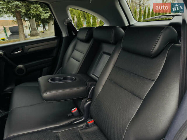 Серый Хонда СРВ, объемом двигателя 2.2 л и пробегом 165 тыс. км за 14950 $, фото 87 на Automoto.ua