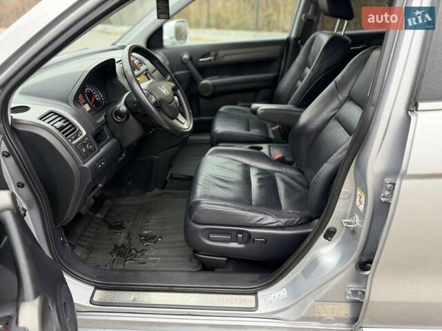 Серый Хонда СРВ, объемом двигателя 2.2 л и пробегом 260 тыс. км за 14200 $, фото 7 на Automoto.ua