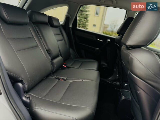 Серый Хонда СРВ, объемом двигателя 2.2 л и пробегом 165 тыс. км за 14950 $, фото 85 на Automoto.ua