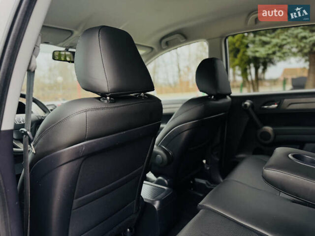 Серый Хонда СРВ, объемом двигателя 2.2 л и пробегом 165 тыс. км за 14950 $, фото 86 на Automoto.ua