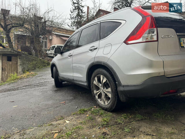 Серый Хонда СРВ, объемом двигателя 2 л и пробегом 190 тыс. км за 15700 $, фото 6 на Automoto.ua