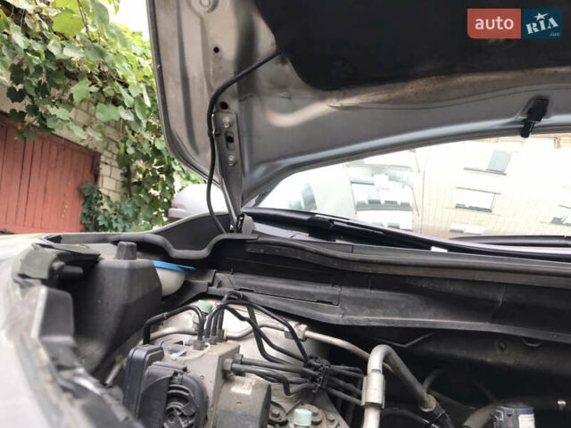 Серый Хонда СРВ, объемом двигателя 0 л и пробегом 217 тыс. км за 16655 $, фото 14 на Automoto.ua