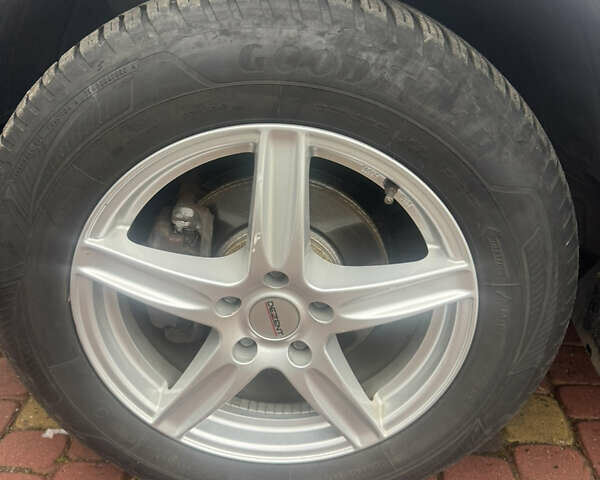 Сірий Хонда СРВ, об'ємом двигуна 2.2 л та пробігом 92 тис. км за 14950 $, фото 5 на Automoto.ua