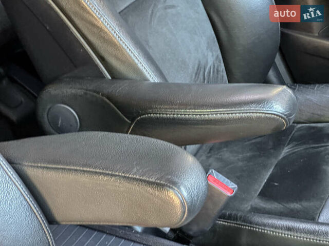 Сірий Хонда СРВ, об'ємом двигуна 2.2 л та пробігом 167 тис. км за 15500 $, фото 113 на Automoto.ua