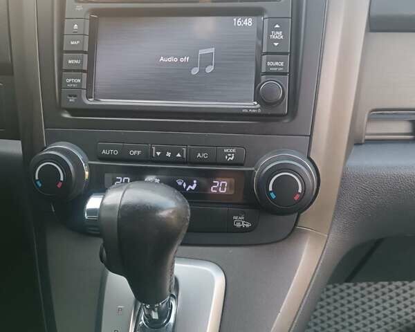 Серый Хонда СРВ, объемом двигателя 2.2 л и пробегом 280 тыс. км за 14900 $, фото 6 на Automoto.ua