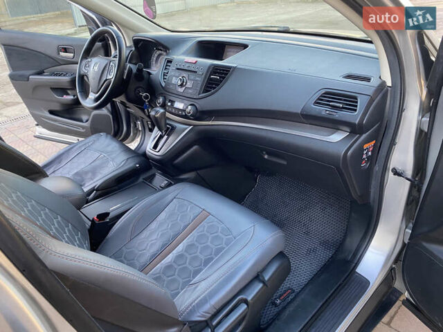 Серый Хонда СРВ, объемом двигателя 2.2 л и пробегом 216 тыс. км за 18000 $, фото 9 на Automoto.ua