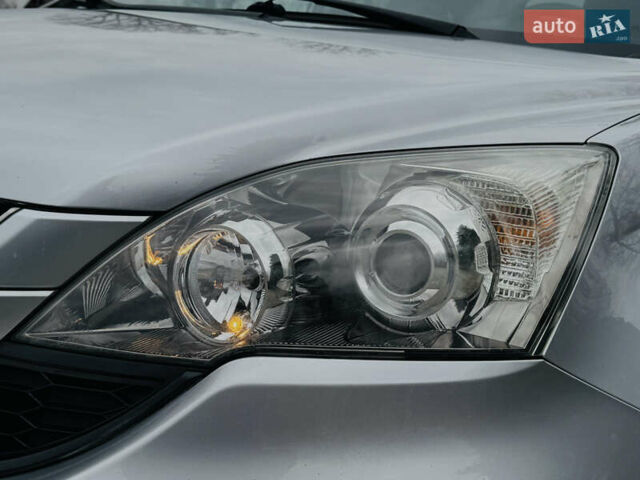 Серый Хонда СРВ, объемом двигателя 2.2 л и пробегом 165 тыс. км за 14950 $, фото 12 на Automoto.ua