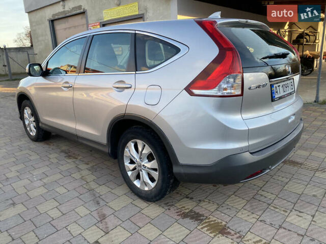 Серый Хонда СРВ, объемом двигателя 2.2 л и пробегом 216 тыс. км за 18000 $, фото 5 на Automoto.ua