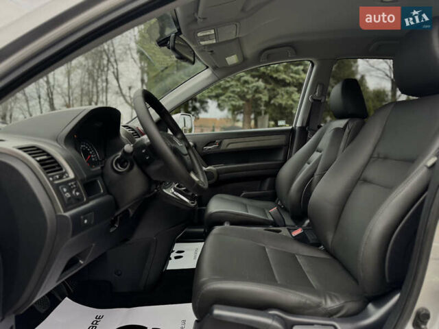 Серый Хонда СРВ, объемом двигателя 2.2 л и пробегом 165 тыс. км за 14950 $, фото 69 на Automoto.ua