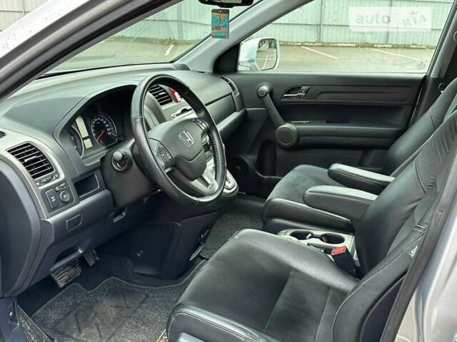 Серый Хонда СРВ, объемом двигателя 2.2 л и пробегом 245 тыс. км за 14650 $, фото 8 на Automoto.ua