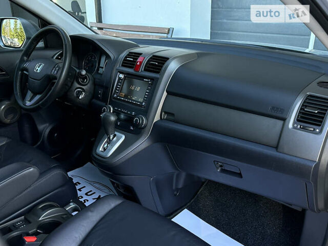 Сірий Хонда СРВ, об'ємом двигуна 2.2 л та пробігом 188 тис. км за 15500 $, фото 61 на Automoto.ua