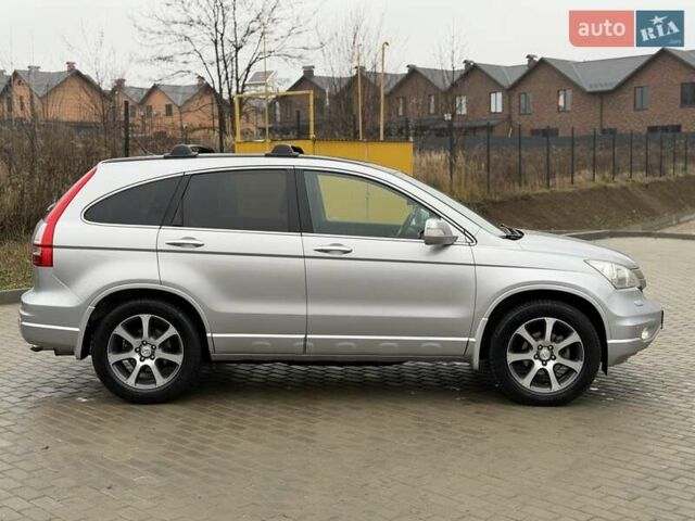 Серый Хонда СРВ, объемом двигателя 2.2 л и пробегом 260 тыс. км за 14200 $, фото 2 на Automoto.ua